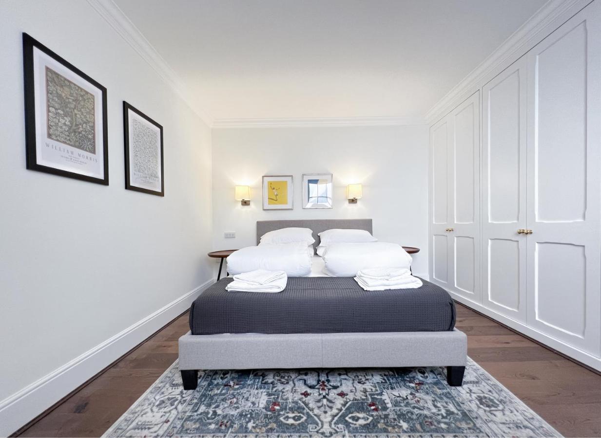 Museum St Central Soho Townhouse 런던 외부 사진