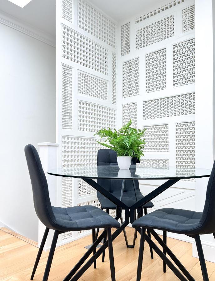 Museum St Central Soho Townhouse 런던 외부 사진